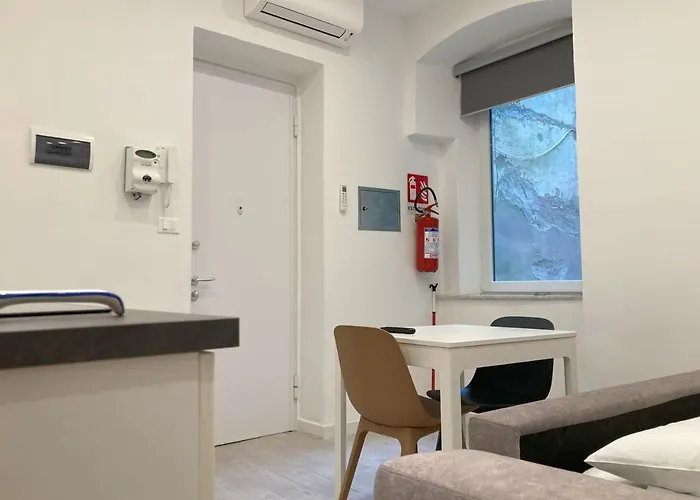 Center Monflat * Τεργέστη